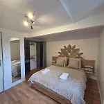 La Porte Rouge Apartment